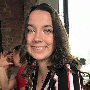 Meet your Posher, Elena